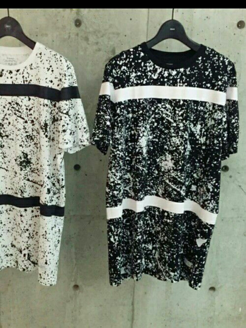 「ストリート、ロンT、メンズ、モード、STAMPD、お買い物」｜「Stampd' LAのアイテム（Tシャツ/カットソー、ブラック系）」を使った、§HINICHIさん（メンズ・177cm）の春コーディネートの1枚目の写真