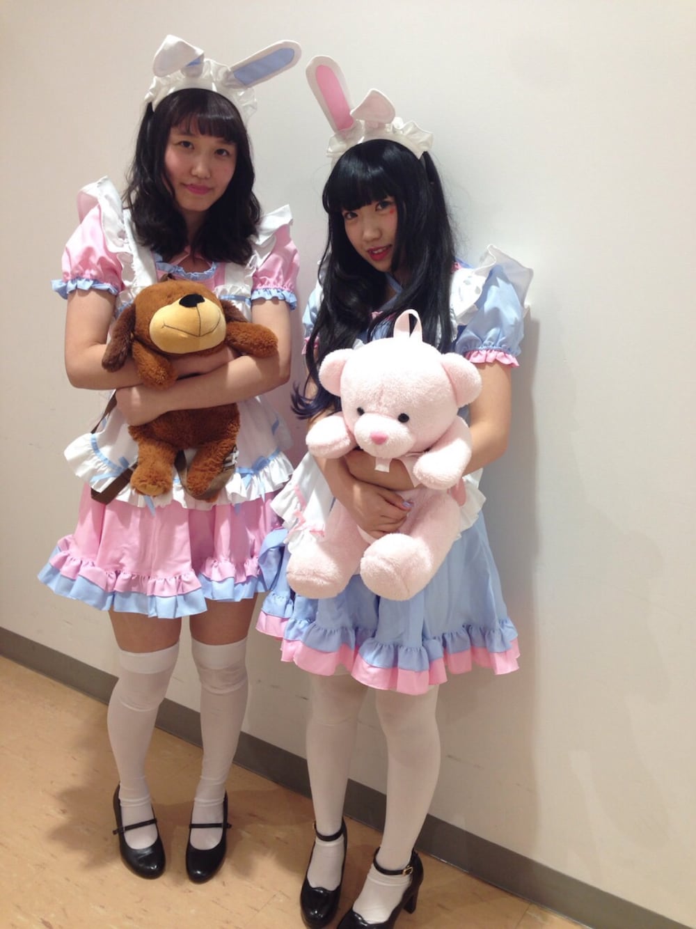 「halloween、Halloween 2015、ハロウィン、うさぎ、メイド服、水色×ピンク、Trick or Treat、仮装」｜「WEGOのWEGO/クマヌイグルミリュック（バックパック/リュック、ピンク系）」を使った、RIOさん（レディース・148cm）の秋コーディネートの1枚目の写真
