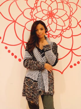 「Desigual（デシグアル）のアイテム（カーディガン/ボレロ）」を使った、Kikuchi Kattyさん（レディース・160cm）の秋コーディネート