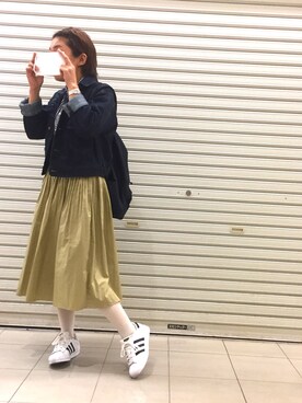「w closet」｜「アイテム（デニムジャケット）」を使った、おはぎ❇︎さんさん（レディース・154cm）の秋コーディネート