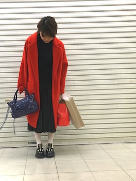 「BALENCIAGA」｜「アイテム（チェスターコート）」を使った、おはぎ❇︎さんさん（レディース・154cm）の冬コーディネート