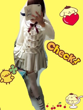 「Amavel（アマベル）のアイテム（シャツ/ブラウス、ベージュ系）」を使った、くらるさん（レディース・160cm）の春コーディネート