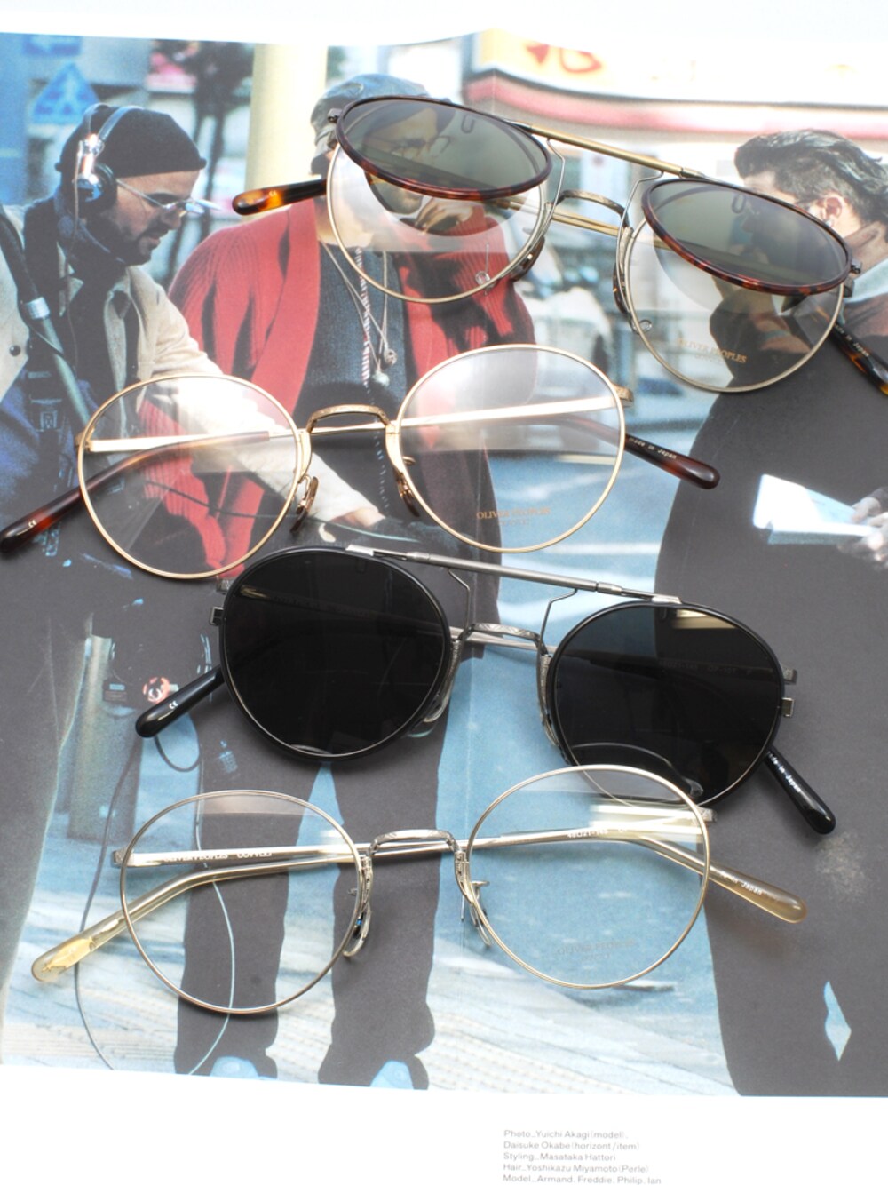 その他のメガネを着用したメンズの冬コーディネートの1枚目の写真