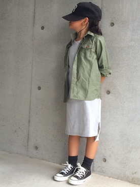 「TODAYFUL（トゥデイフル）のアイテム（帽子）」を使った、Niinaさん（キッズ・120cm）の秋コーディネート