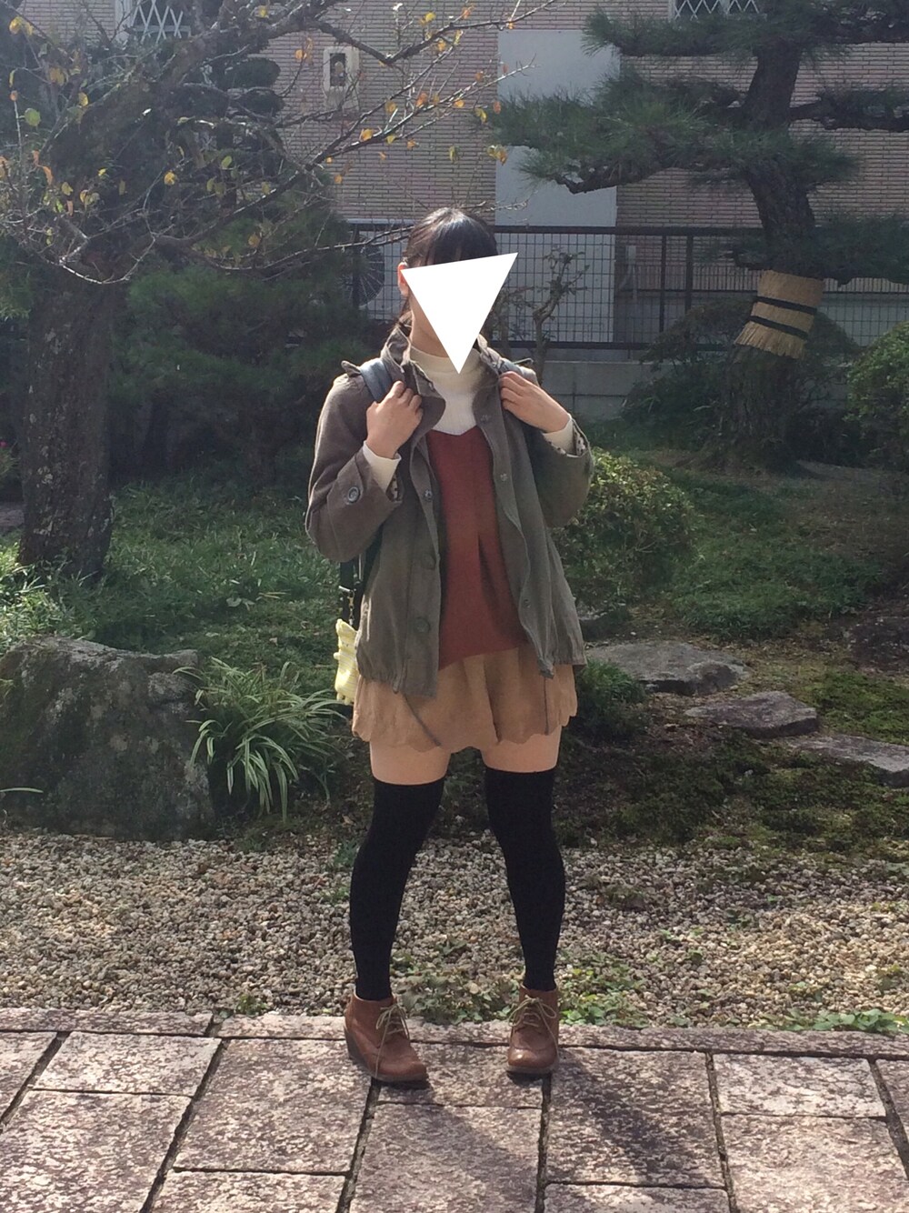 「GU、秋のコーデ、図書館、ヒートテック」｜「GUのアイテム（ニット/セーター、ホワイト系）」を使った、もえのすけさん（レディース・159cm）の秋コーディネートの1枚目の写真