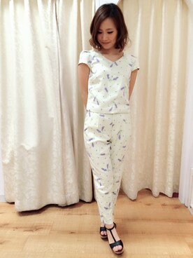 「Supreme.La.La.（シュープリームララ）のアイテム（パンツ）」を使った、Rikako Takahashiさん（レディース・158cm）の春コーディネート