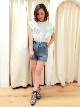 「Supreme.La.La.（シュープリームララ）のアイテム（パンツ）」を使った、Rikako Takahashiさん（レディース・158cm）の春コーディネート