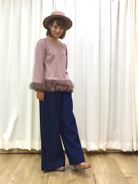 「Supreme.La.La.（シュープリームララ）のアイテム（パンツ）」を使った、Rikako Takahashiさん（レディース・158cm）の秋コーディネート