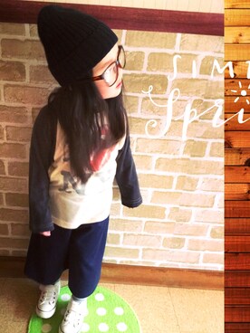 「古着屋さんのアイテム（Tシャツ/カットソー、ベージュ系）」を使った、kairiさん（キッズ・100cm）の春コーディネート