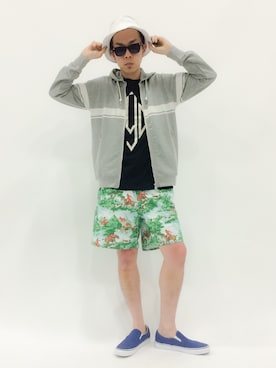 「FABRICK（ファブリック）のアイテム」を使った、マツダ ケンさん（メンズ・174cm）の春コーディネート