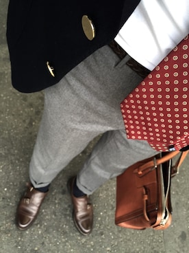 「アイテム（ネクタイ、レッド系）」を使った、きっどマンさん（メンズ・175cm）の秋コーディネート