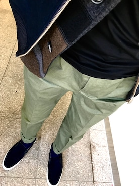 「SCYE BASICS（サイベーシックス）のアイテム（チノパンツ）」を使った、きっどマンさん（メンズ・175cm）の秋コーディネート
