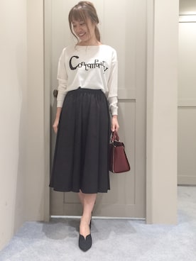 「ロゴニット」｜「アイテム（パンプス）」を使った、chiho0331さん（レディース・158cm）の秋コーディネート