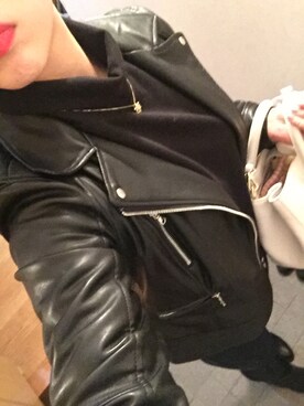 「mode」｜「アイテム（ライダースジャケット）」を使った、Ayako✴︎さん（レディース・162cm）の冬コーディネート