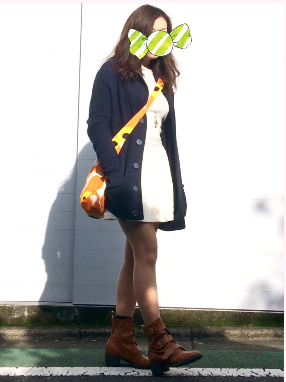 「だぼだぼ、メンズカーディガン、ブーツ、ワンピース、ドクターマーチン、Dr.Martens、マリメッコ、marimekko」｜「TK MIXPICEのアイテム（カーディガン/ボレロ、ブルー系）」を使った、micha.x.!さん（レディース・160cm）の秋コーディネートの1枚目の写真