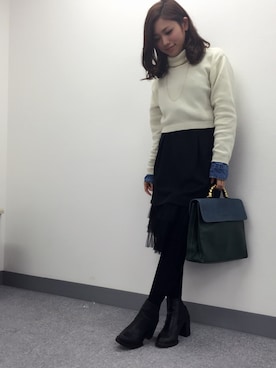 安岡あゆみさんのコーディネート