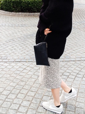 「アイテム（クラッチバッグ）」を使った、Mariさん（レディース・150cm）の春コーディネート