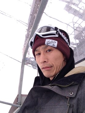 「アイテム（その他トップス、ブラウン系）」を使った、Ryuji sakaiさん（メンズ・168cm）の冬コーディネート