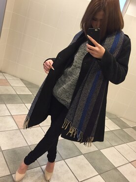 「EMODA（エモダ）のアイテム（ストール/ショール）」を使った、ｆ*さん（レディース・164cm）の冬コーディネート