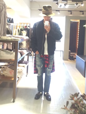 「WHITE LINE（ホワイトライン）のアイテム（パンツ）」を使った、Kei Ishiharaさん（メンズ・176cm）の秋コーディネート