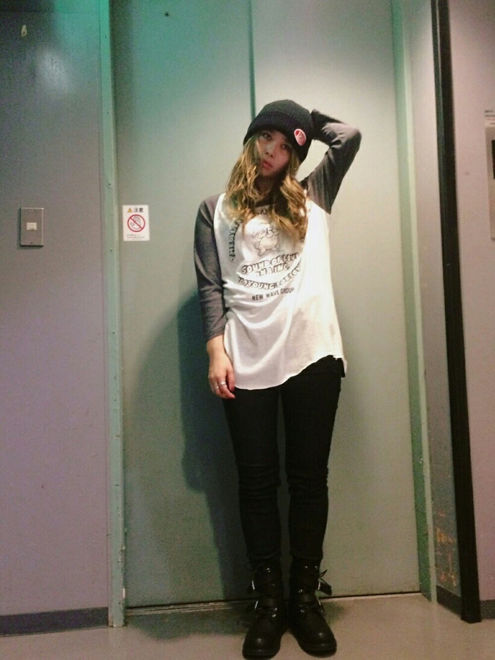 RNA（アールエヌエー）の「M0521 ラビットプリントT/CラグランT