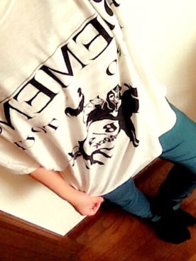 「??のアイテム（Tシャツ/カットソー、ホワイト系）」を使った、ねこのめさん（レディース・151cm）の夏コーディネート