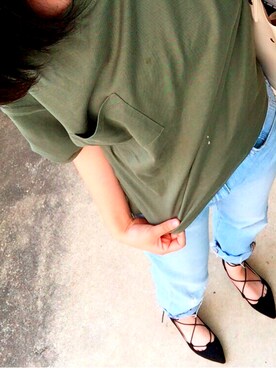 「earth music&ecology（アースミュージックアンドエコロジー）のアイテム（Tシャツ/カットソー、グリーン系）」を使った、ねこのめさん（レディース・151cm）の夏コーディネート