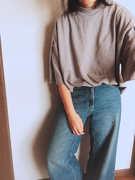 「EMODA（エモダ）のSLIT H/N 　Tシャツ（Tシャツ/カットソー、グレー系）」を使った、ねこのめさん（レディース・151cm）の夏コーディネート