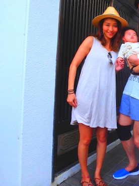 「niko and...（ニコアンド）のオリジナルペーパーBツバ広ハット【niko and...】（ハット、ベージュ系）」を使った、N.yuliさん（レディース・153cm）の夏コーディネート