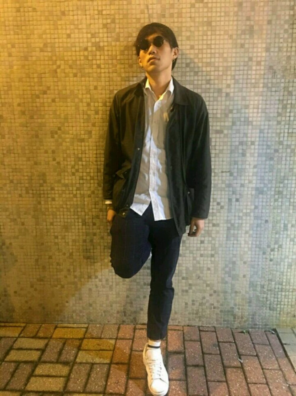 「冬コーデ、文青、daddy cloth、tao bao、hk」｜「STREETのアイテム（ミリタリージャケット、グリーン系）」を使った、Siuwah Siuさん（メンズ・180cm）の秋コーディネートの1枚目の写真