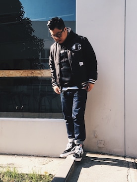 余振华さんのコーディネート