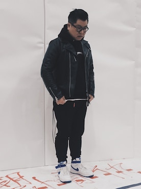 余振华さんのコーディネート