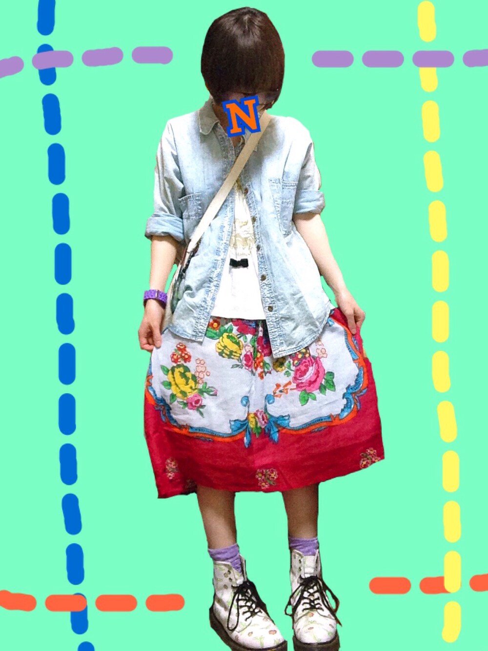 「柄×柄、花柄スカート、メガネ女子、それでも僕はヲタクじゃない、もうロリとは言わせない、REDWING～なんでもzu フェス、RED WING〜なんでもzuフェス、 Wonder Frog、 ミント・ピノ、 俺たちゃ幼稚な人間なのさ～♪」｜「flumpoolのflumpoolのライブバッグ（ショルダーバッグ、ベージュ系）」を使った、mrs.nicolmicalsさん（レディース・149cm）の春コーディネートの1枚目の写真
