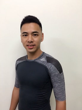 「fitness」｜「アイテム（トップス）」を使った、Andy Wang (昱程）さん（メンズ・180cm）の夏コーディネート