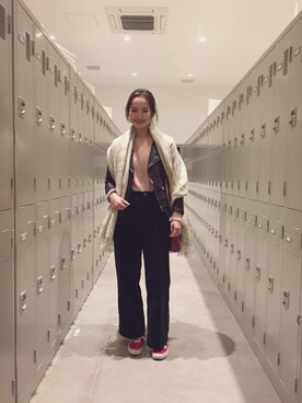 吉岡更紗さんの「WOMEN ウルトラライトダウンコンパクトジャケット」を使ったコーディネート