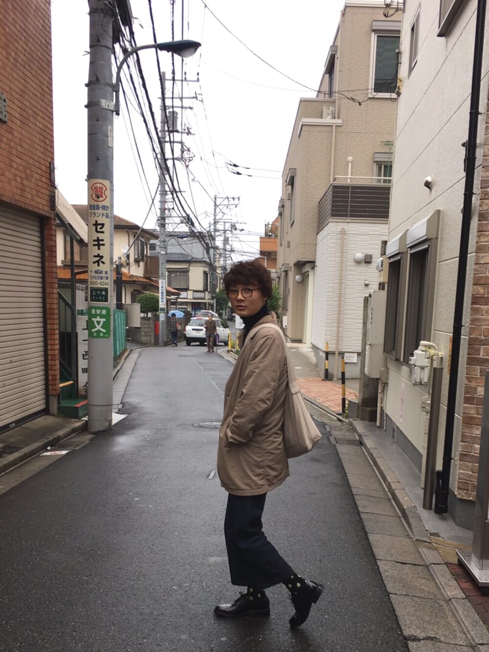 「秋コーデ、ラフ、大人コーデ」｜「ISSEY MIYAKEのアイテム（メガネ、ブラウン系）」を使った、pyoooon78さん（メンズ・178cm）の秋コーディネートの1枚目の写真