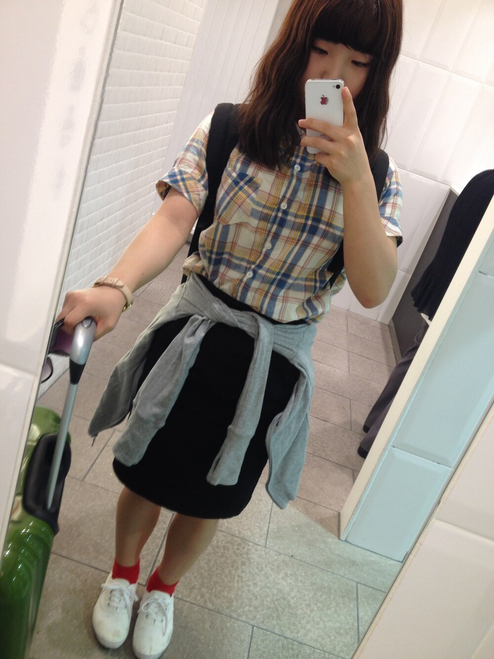 「a.g.plusのアイテム（シャツ/ブラウス、イエロー系）」を使った、IORIさん（レディース・150cm）の秋コーディネートの1枚目の写真