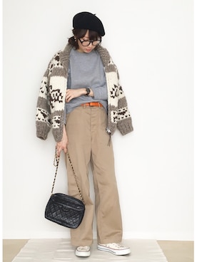 「カウチンセーター」｜「アイテム（アナログ腕時計）」を使った、micoronさん（レディース・167cm）の秋コーディネート