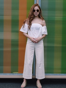 「ホワイトコーデ、夏」｜「アイテム（チューブトップ）」を使った、Erico Kimuraさん（レディース・166cm）の夏コーディネート