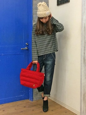 「フェザー」｜「アイテム（ニットキャップ/ビーニー）」を使った、kaoriさん（レディース・157cm）の冬コーディネート