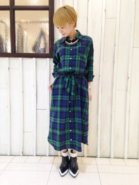 「OSMOSIS（オズモーシス）のアイテム（シャツワンピース）」を使った、ゆーかさん（レディース・154cm）の秋コーディネート