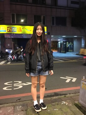 王昀涵さん（レディース・163cm）の春コーディネート