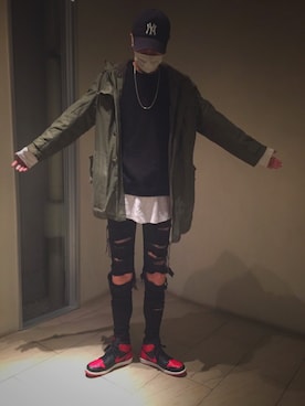 「Jordan」｜「アイテム（ミリタリージャケット）」を使った、GOMAFU【singer】さん（メンズ・175cm）の冬コーディネート