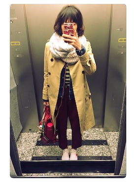 「白いスニーカー」｜「アイテム（スラックス）」を使った、Mioさん（レディース・168cm）の冬コーディネート