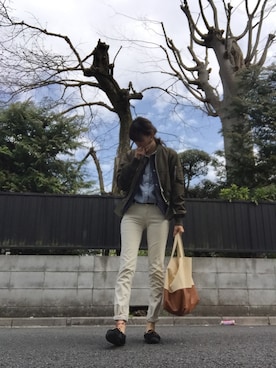 「Ameri（アメリ）のアイテム（MA-1）」を使った、Mioさん（レディース・168cm）の春コーディネート