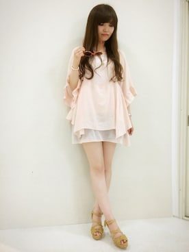 「サングラス」｜「アイテム（チュニック）」を使った、ERIさん（レディース・162cm）の春コーディネート
