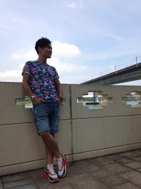 Sostratos Ngさんのコーディネート