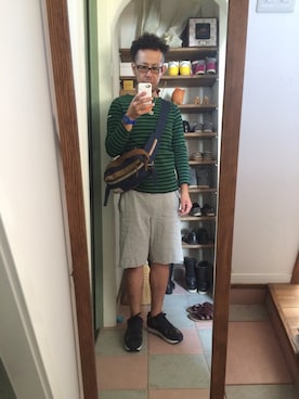 「JOURNAL STANDARD（ジャーナルスタンダード）のアイテム（スニーカー、グレー系）」を使った、MAKOTOさん（メンズ）の秋コーディネート