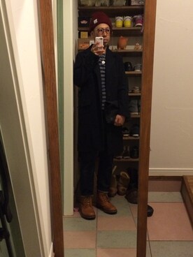 「TOMORROWLAND （トゥモローランド）のアイテム（デニムパンツ、ブルー系）」を使った、MAKOTOさん（メンズ）の冬コーディネート