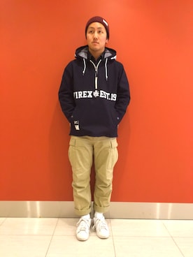 「AVIREX（アヴィレックス）のアイテム（マウンテンパーカー）」を使った、toshioさん（メンズ・168cm）の冬コーディネート